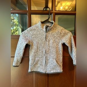Boy’s jumping bean fleece jacket. Good condition. Size 3T.